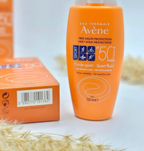 کرم ضد آفتاب بی رنگ SPF50 حجم 100 میلیلیتر